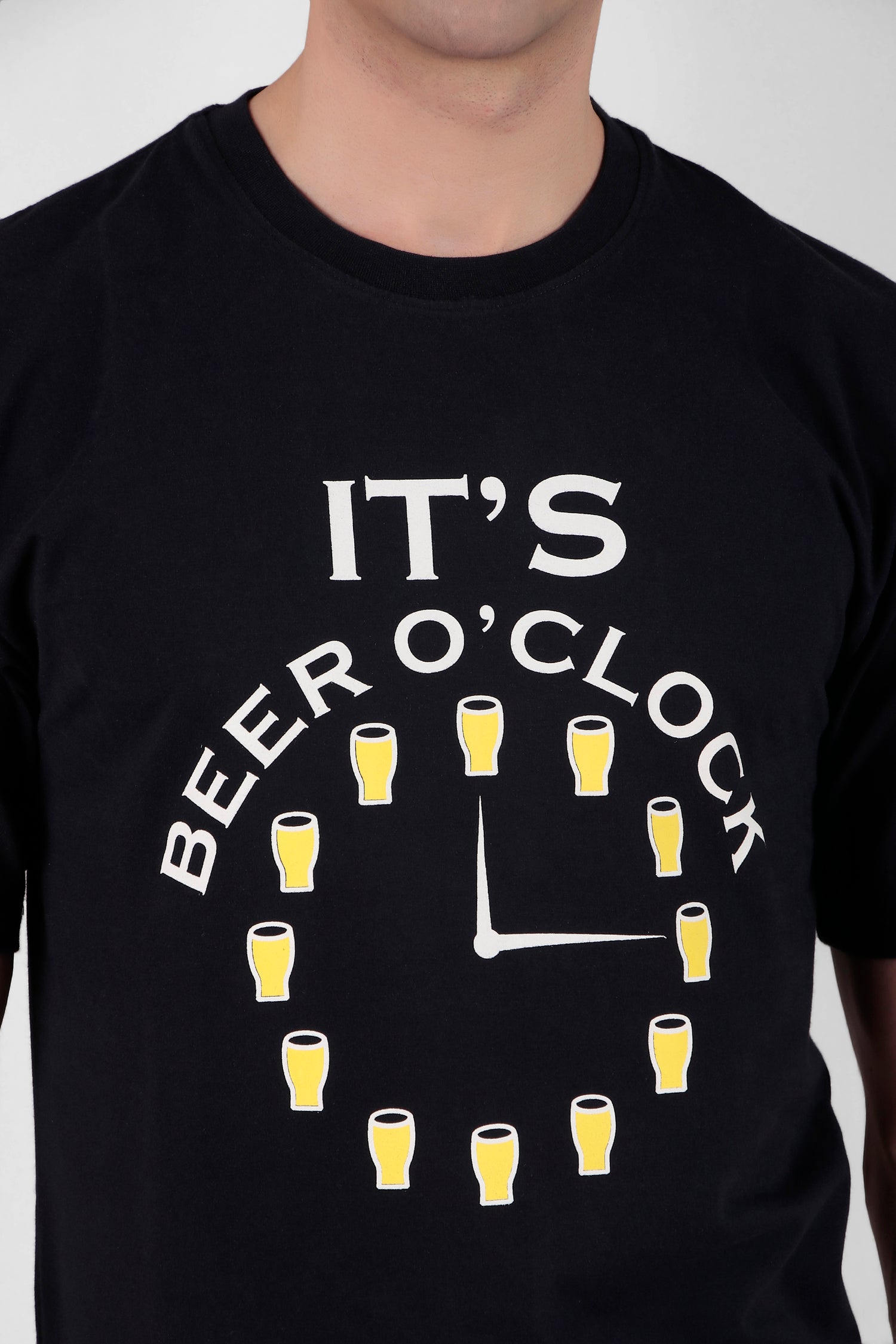 Beer o’ clock Print T-Shirt